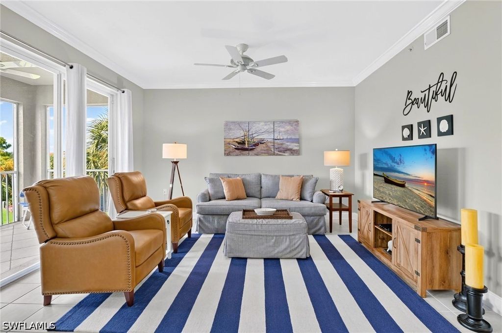 3820 Sawgrass Way 3037, Naples