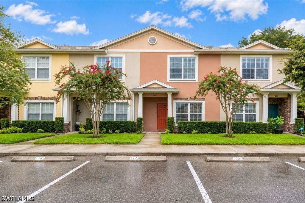 30324 Elderwood Dr, Wesley Chapel