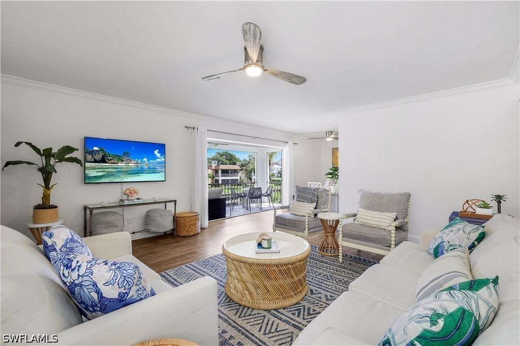 1155 Sandpiper St D8, Naples