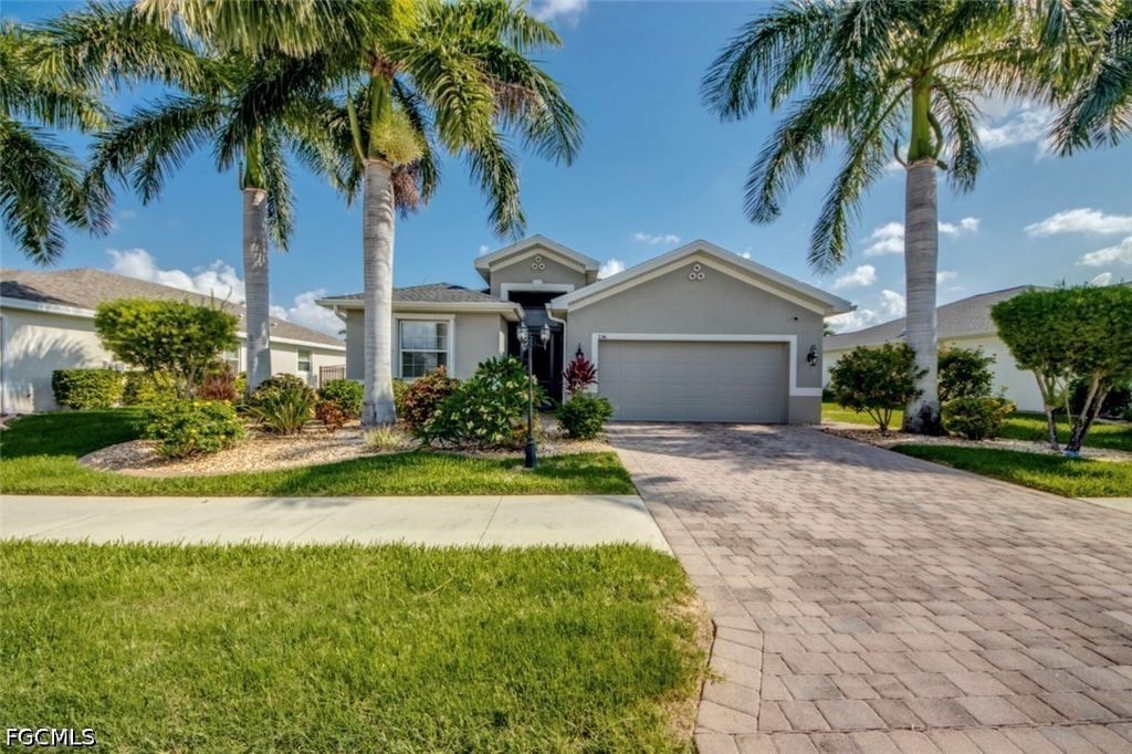 236 Destiny Cir, Cape Coral