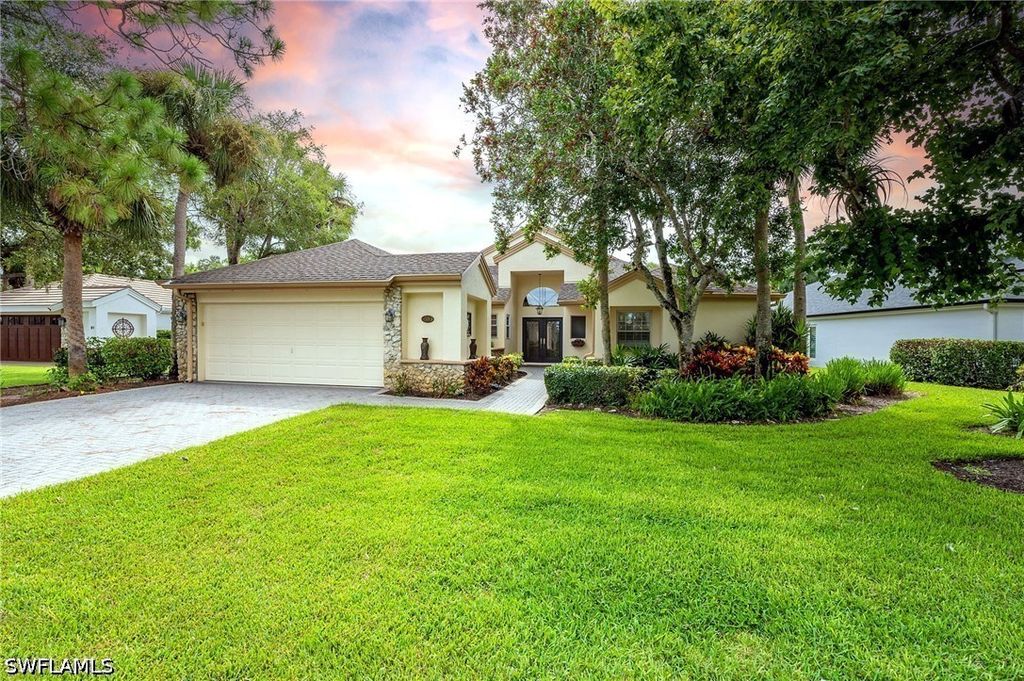 59 Grey Wing Pt, Naples