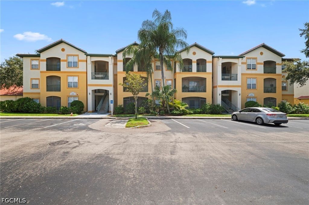 11511 Villa Grand 520, Fort Myers