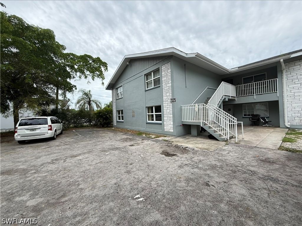 2325 Crawford St 5, Fort Myers