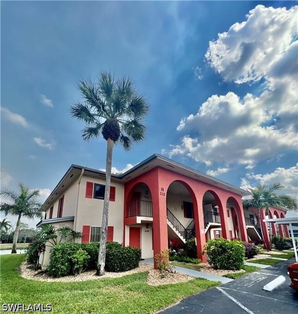 332 Charlemagne Blvd H103, Naples