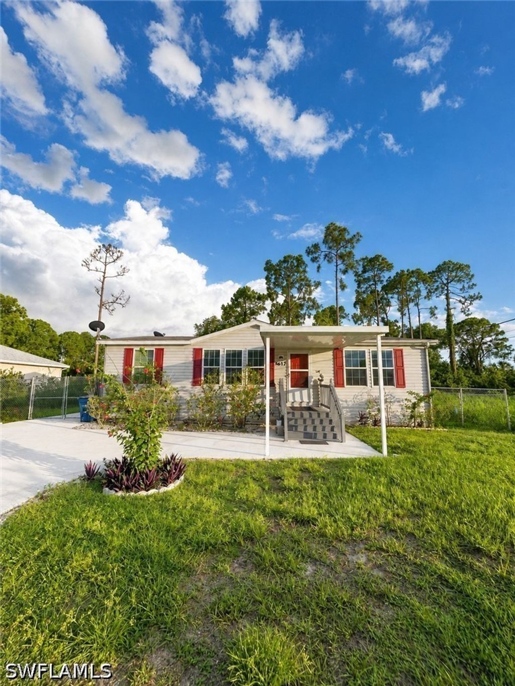 3617 66th St W, Lehigh Acres