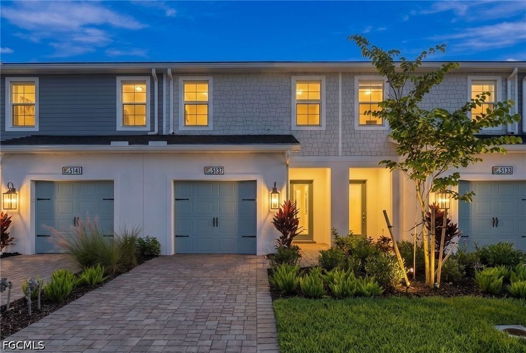 5137 Draco Cir, NAPLES