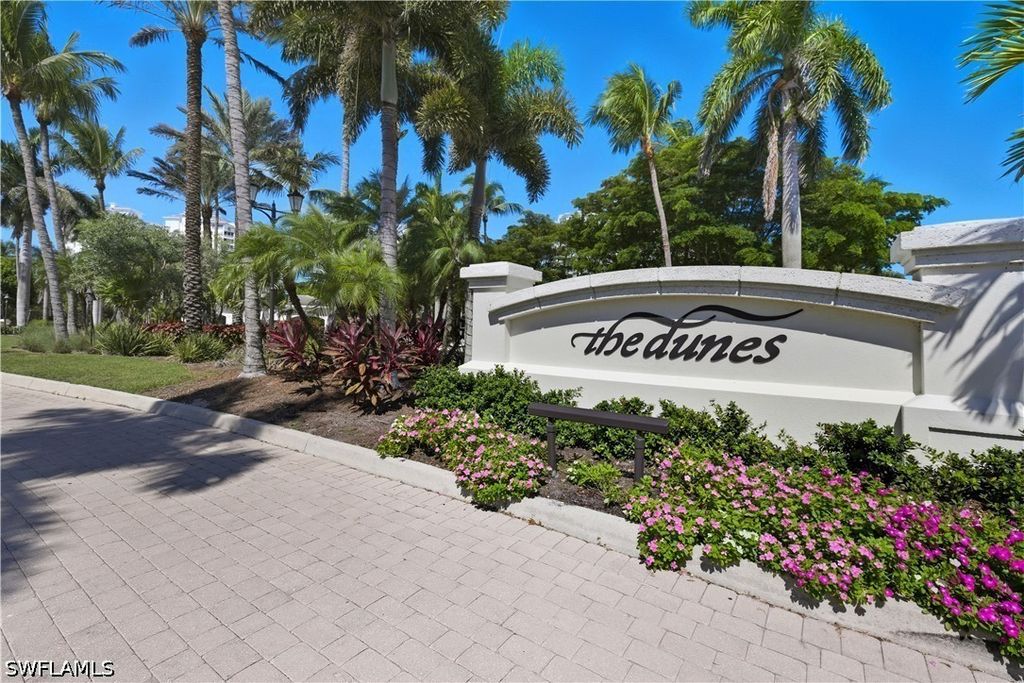275 Indies Way 403, Naples