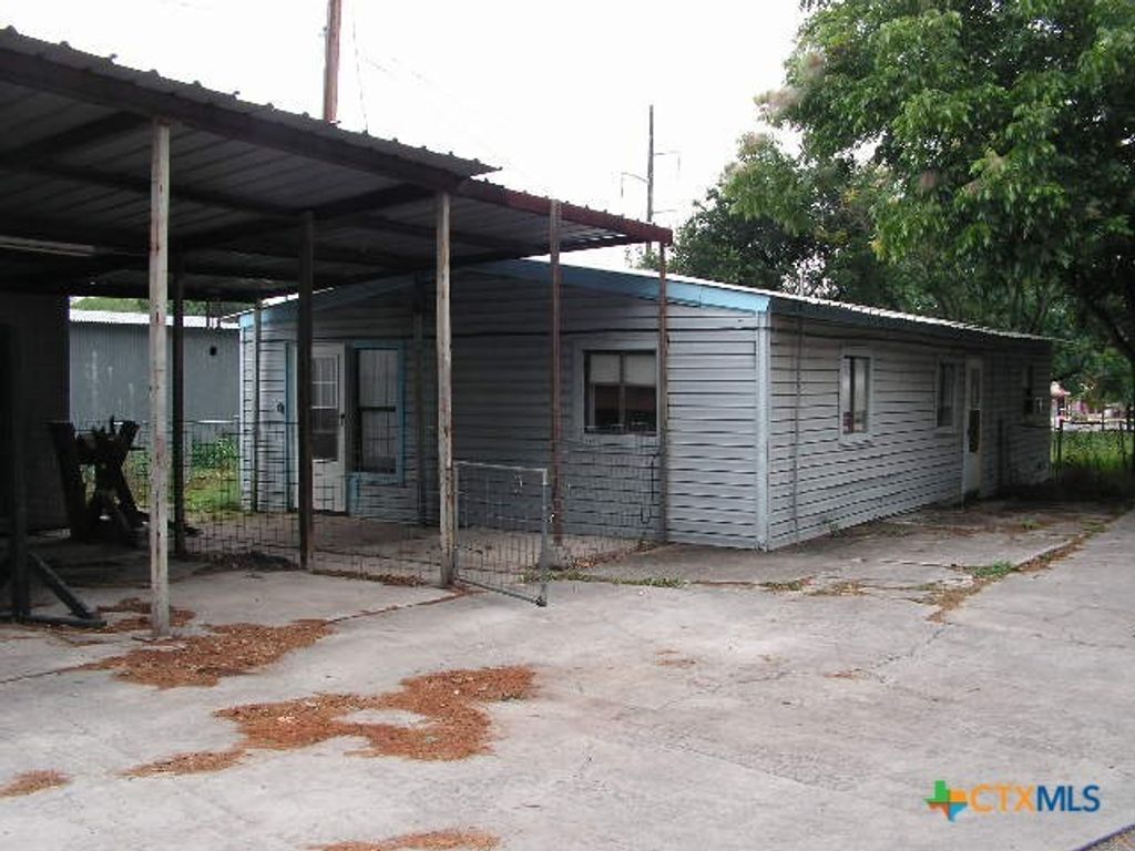 1910 Fm 2673, Canyon Lake