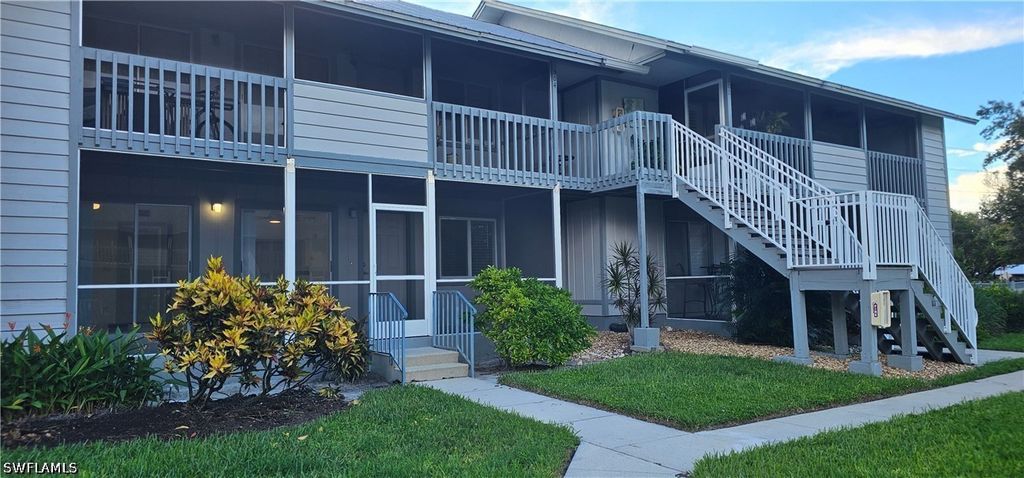 1251 7th Ave N 303, Naples