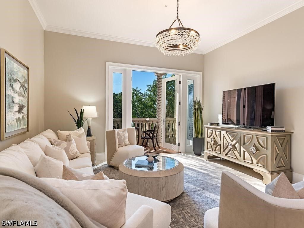 627 6th Ave S B-302, NAPLES