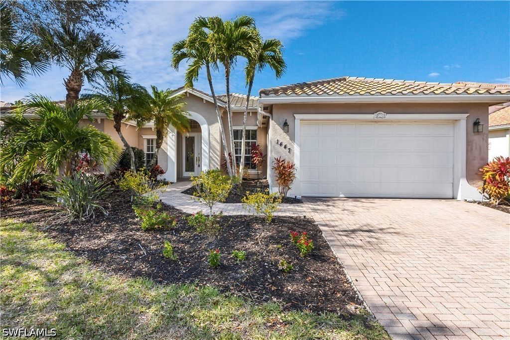 1447 Serenity Cir, Naples