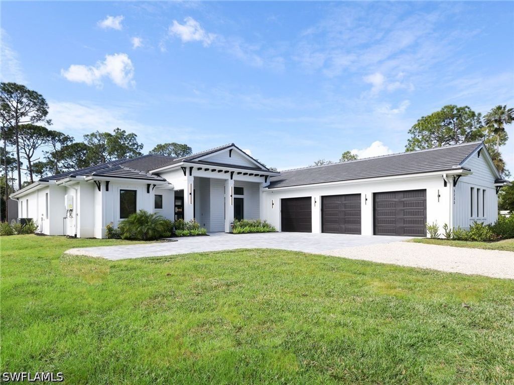 3233 64th St Sw, Naples