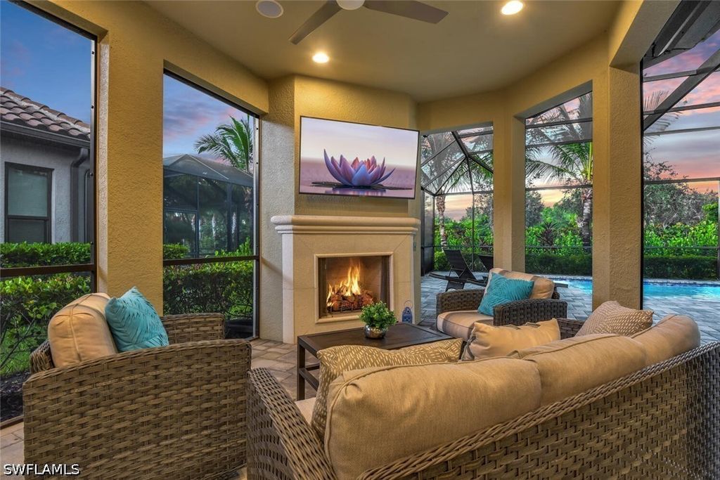 9630 Campanile Cir, NAPLES