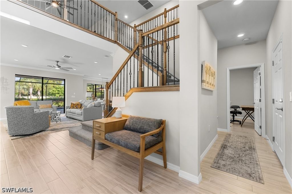 7245 Wilton Dr, Naples