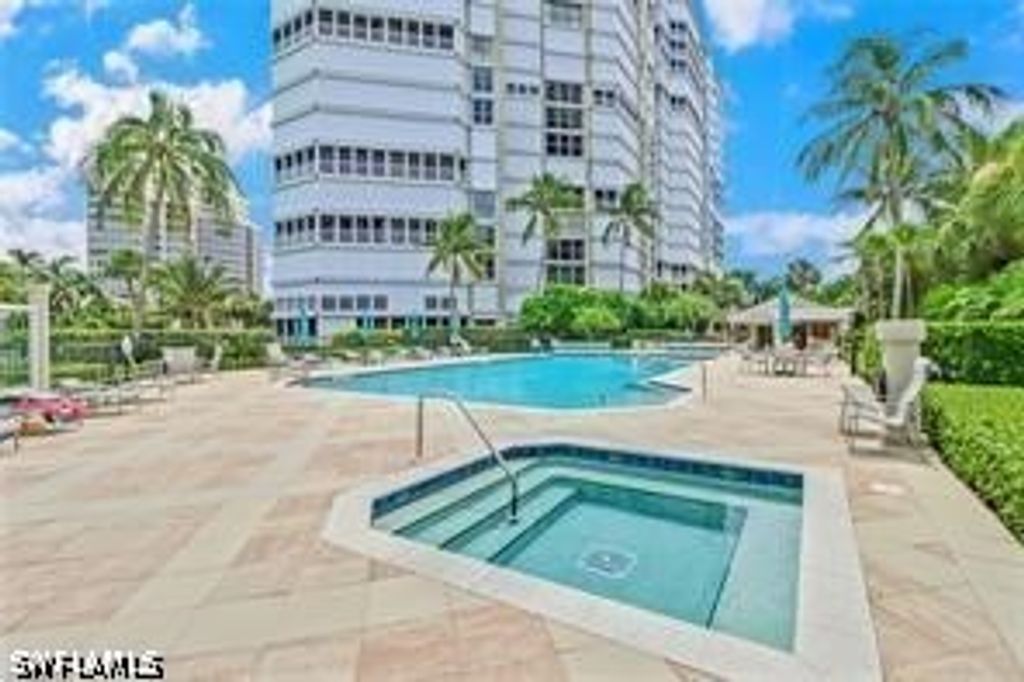 4401 Gulf Shore Blvd N 1408, Naples