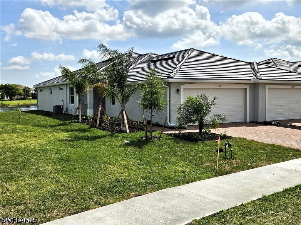 2167 Dragonfruit Way, NAPLES
