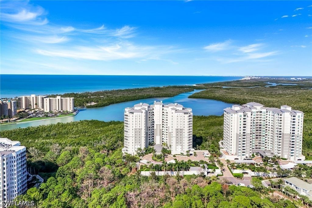 295 Grande Way T 03, Naples