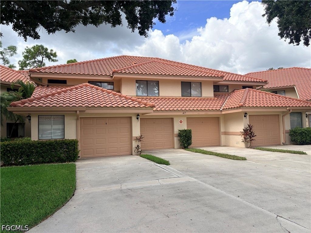 47 Bennington Dr 3, NAPLES