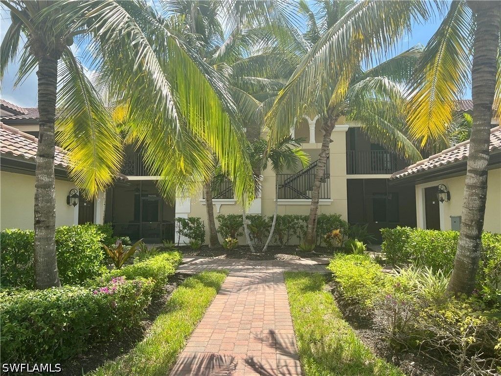 9518 Avellino Way 2313, Naples
