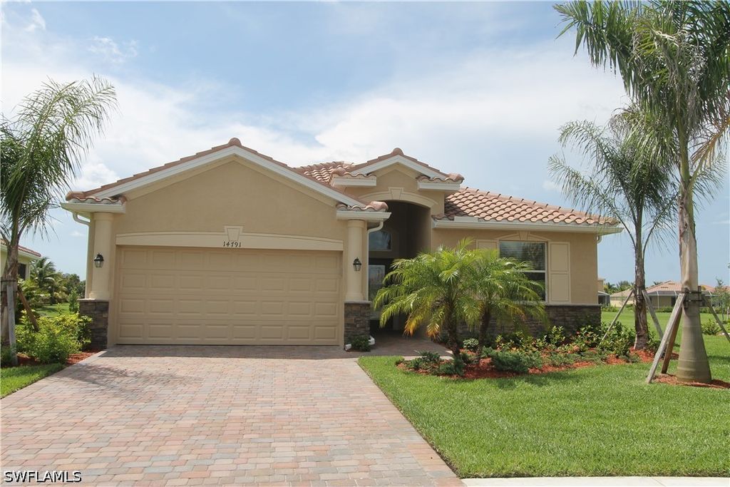 14791 Cranberry Ct, Naples