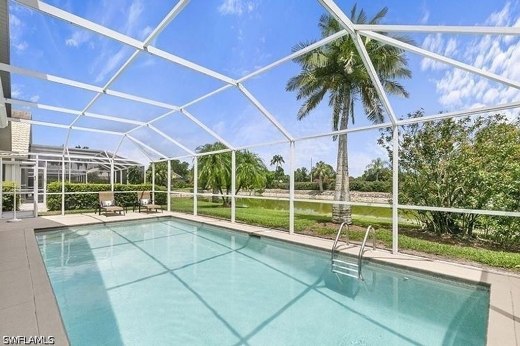 8432 Indian Wells Way, Naples