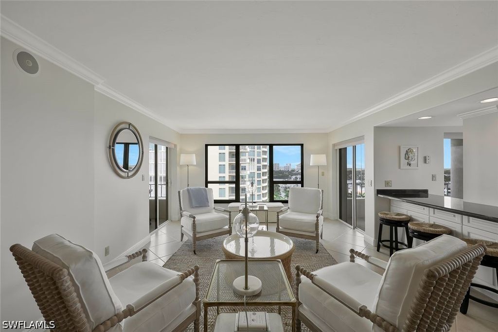 4451 Gulf Shore Blvd N 1205, Naples