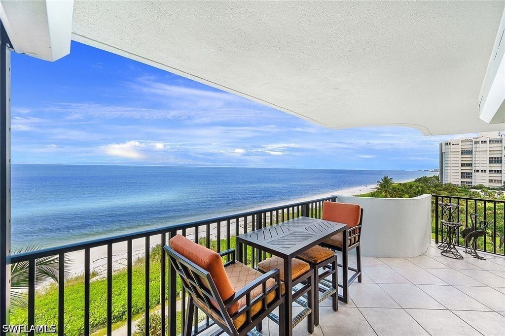 4005 Gulf Shore Blvd N 607, Naples