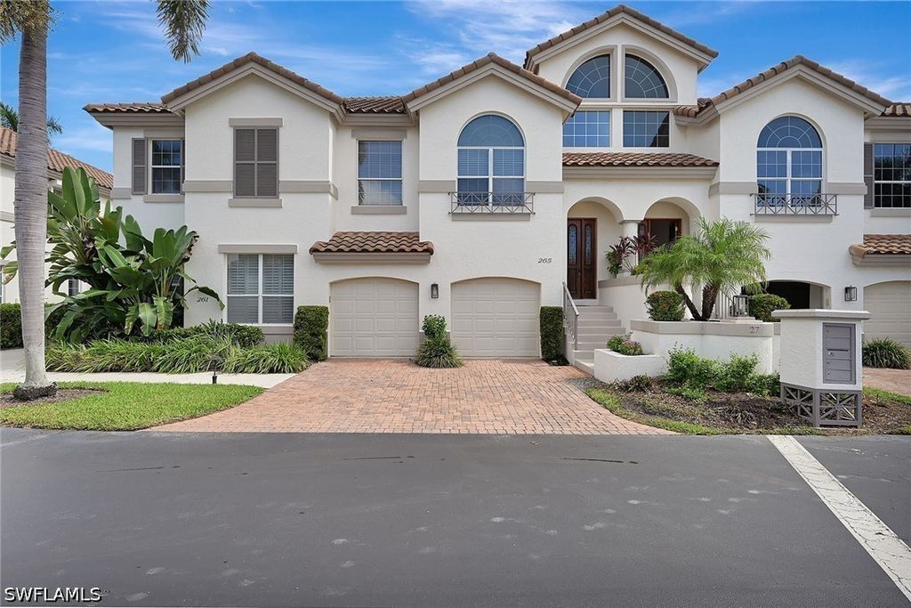 265 Colonade Cir 2703, Naples
