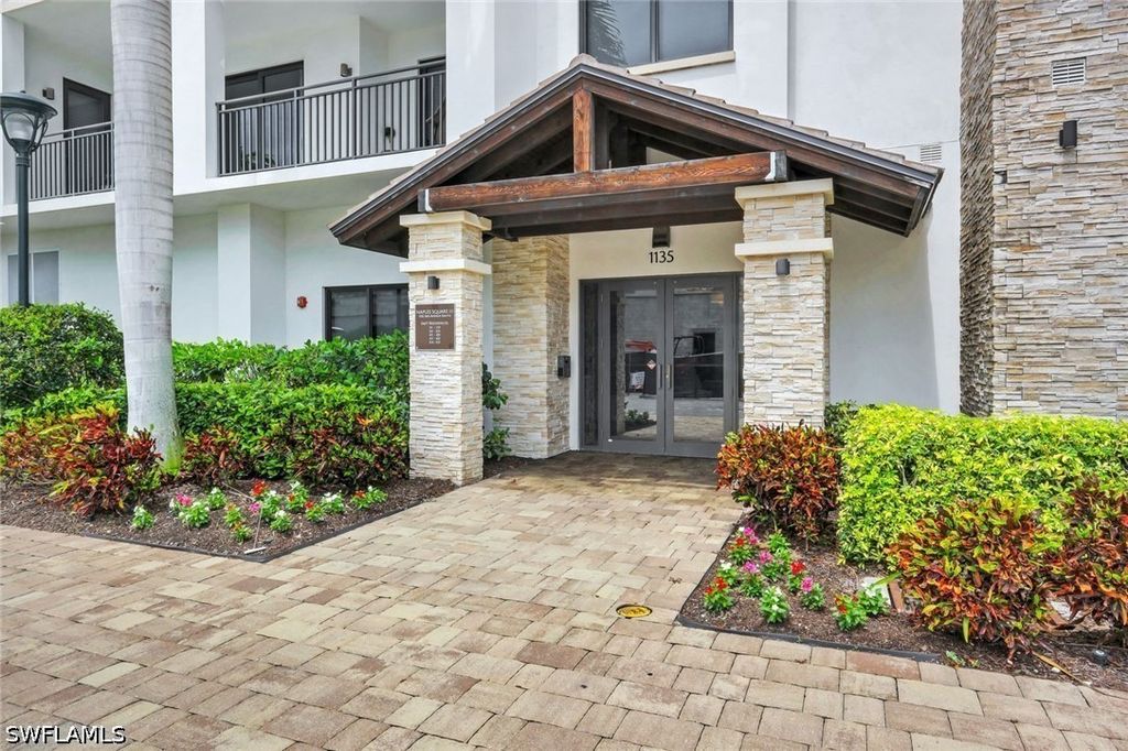 1135 3rd Ave S 518, NAPLES