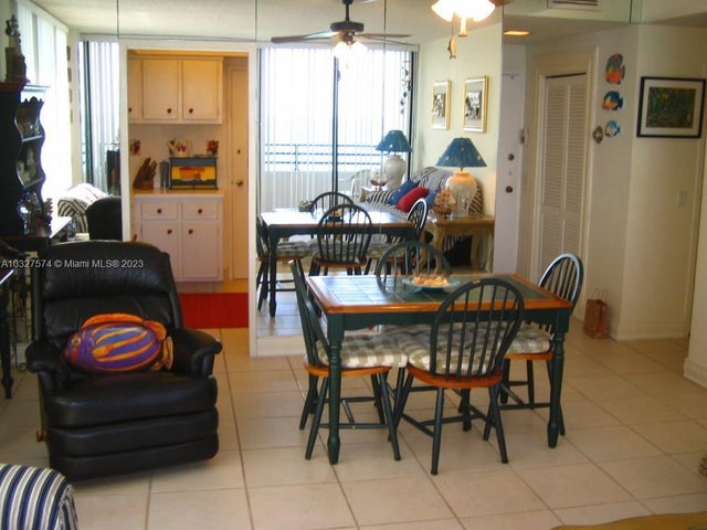 3 of 10 - 3505 S Ocean Dr 921, Hollywood, FL