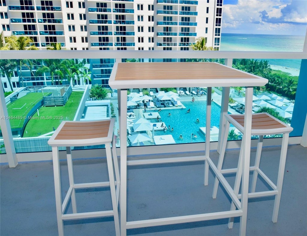 2301 Collins Ave 815/814, Miami Beach