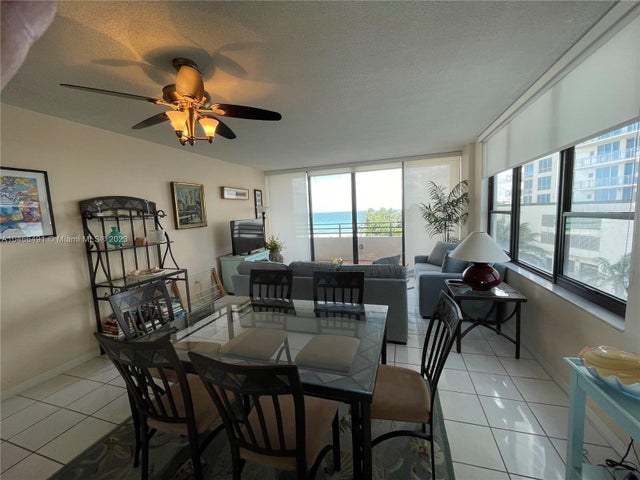 3 of 13 - 3505 S Ocean Dr 421, Hollywood, FL