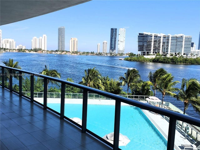 1 of 12 - 3300 Ne 188th St 315, Aventura, FL