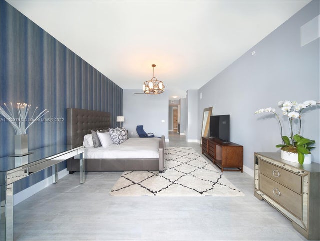 2 of 12 - 3300 Ne 188th St 315, Aventura, FL