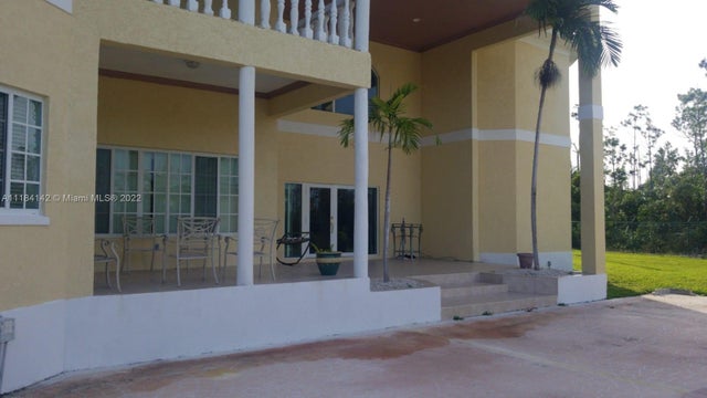 2 of 15 - #6 Bahama, , OS