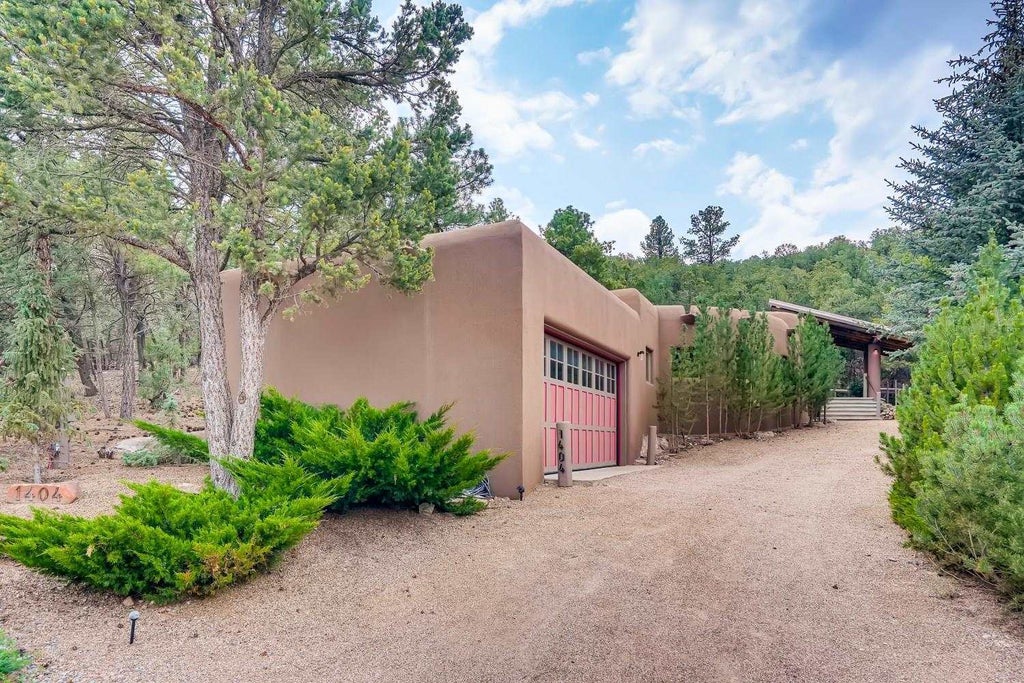 1404 Tesuque Creek, Santa Fe Property Listing MLS® 202103298
