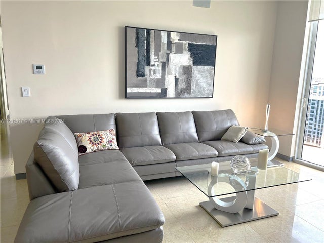 4 of 7 - 16001 Collins Ave 1705, Sunny Isles Beach, FL