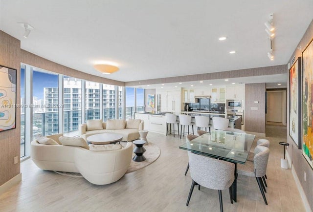 5 of 61 - 488 Ne 18th St 5012, Miami, FL