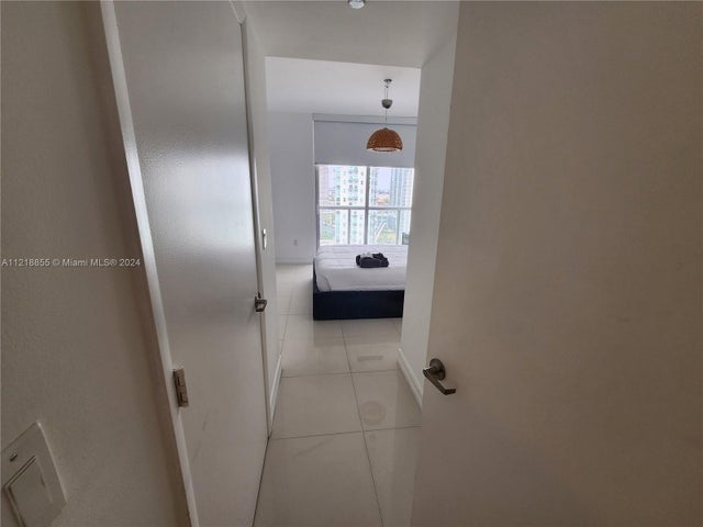 4 of 20 - 485 Brickell Ave 2504, Miami, FL