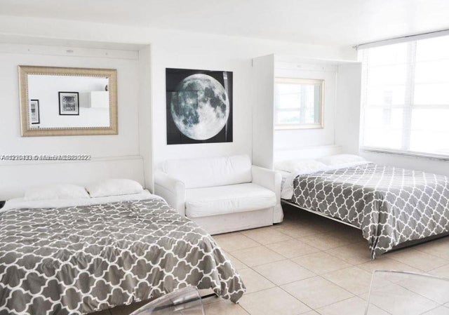 3 of 8 - N/A, Miami Beach, FL