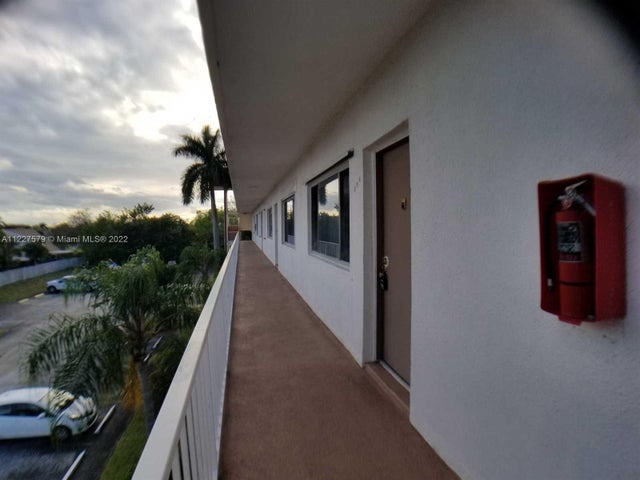 5 of 30 - 6289 Lear Dr 306, Lake Worth, FL