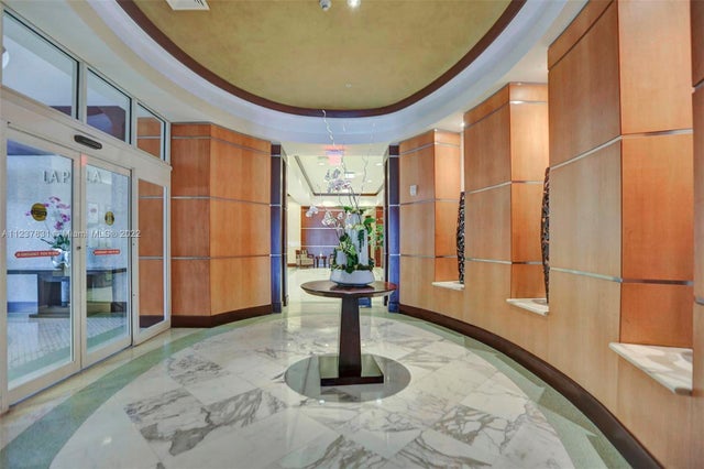 3 of 26 - 16699 Collins Av 3105, Sunny Isles Beach, FL