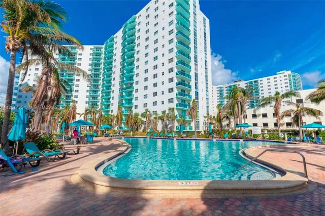 3 of 34 - 3901 S Ocean Dr 11c, Hollywood, FL