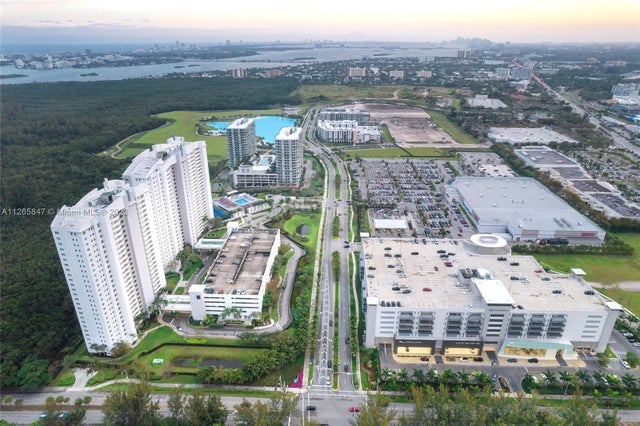 4 of 33 - 15051 Royal Oaks Ln 1203, North Miami, FL