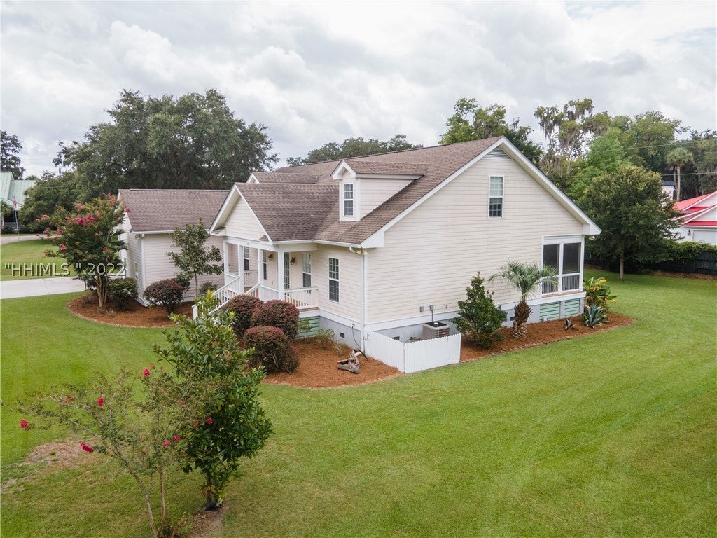 135 Retreat Plantation, Burton, Beaufort Real Estate For Sale Dot