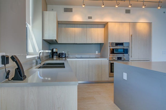 5 of 55 - 4010 S Ocean Dr 3201, Hollywood, FL