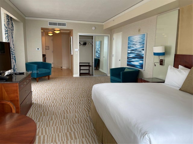 2 of 15 - 18001 Collins Ave 2912+terrace, Sunny Isles Beach, FL