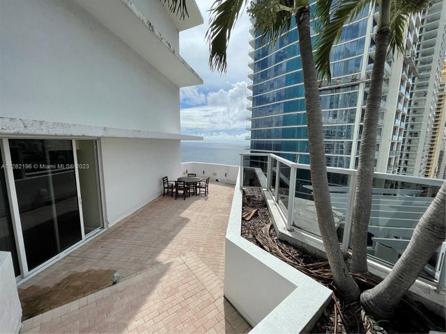 5 of 15 - 18001 Collins Ave 2912+terrace, Sunny Isles Beach, FL