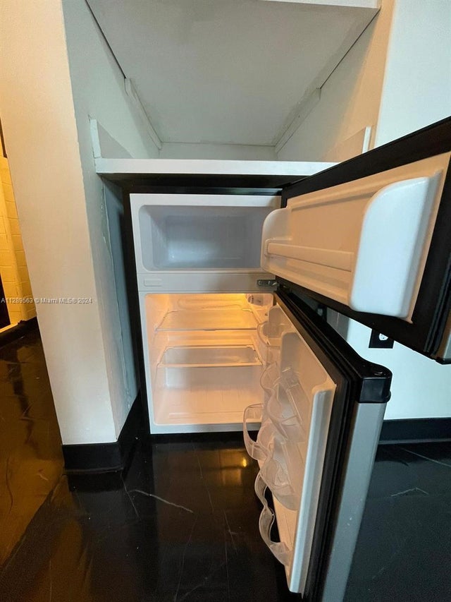 2 of 12 - 1455 Michigan Ave 7, Miami Beach, FL