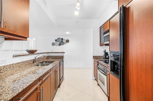 4 of 17 - 2080 S Ocean Dr. 1507, Hallandale Beach, FL